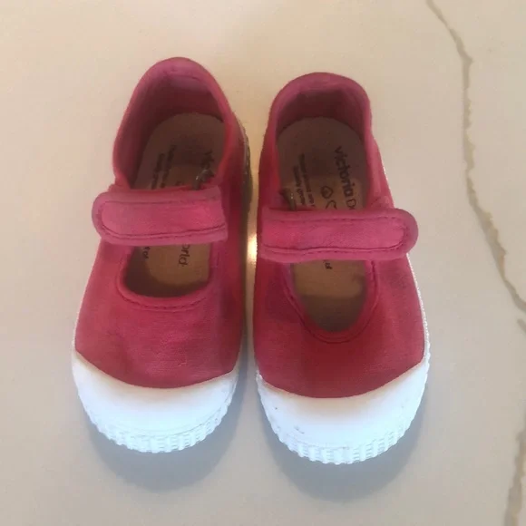 Victoria Kids Canvas Bow Mary Janes Beige